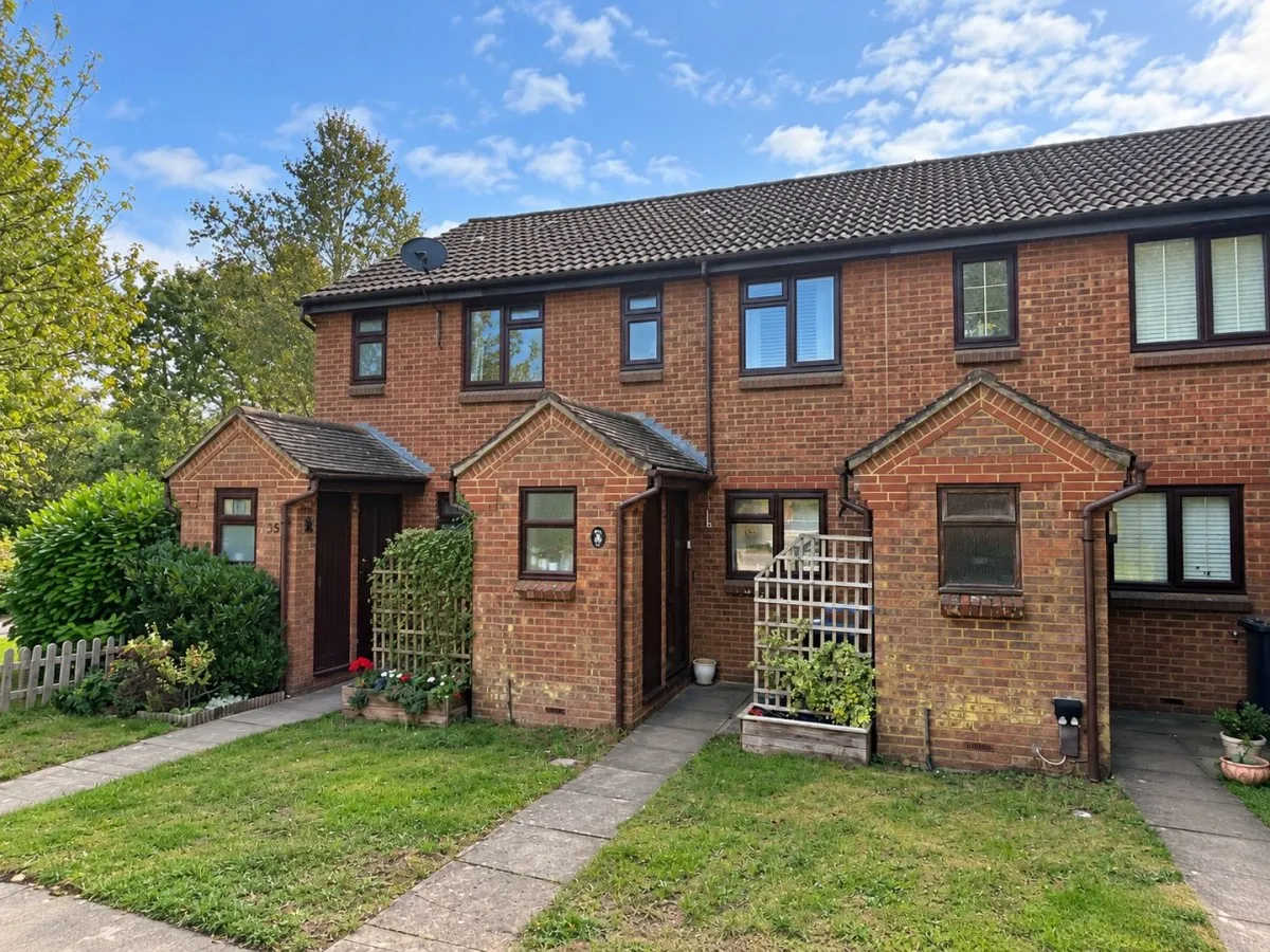 2 bed house for sale, Duncan Close, Welwyn Garden City, AL7