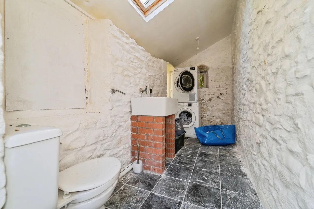 High Street, St. Davids, SA62, photo 26