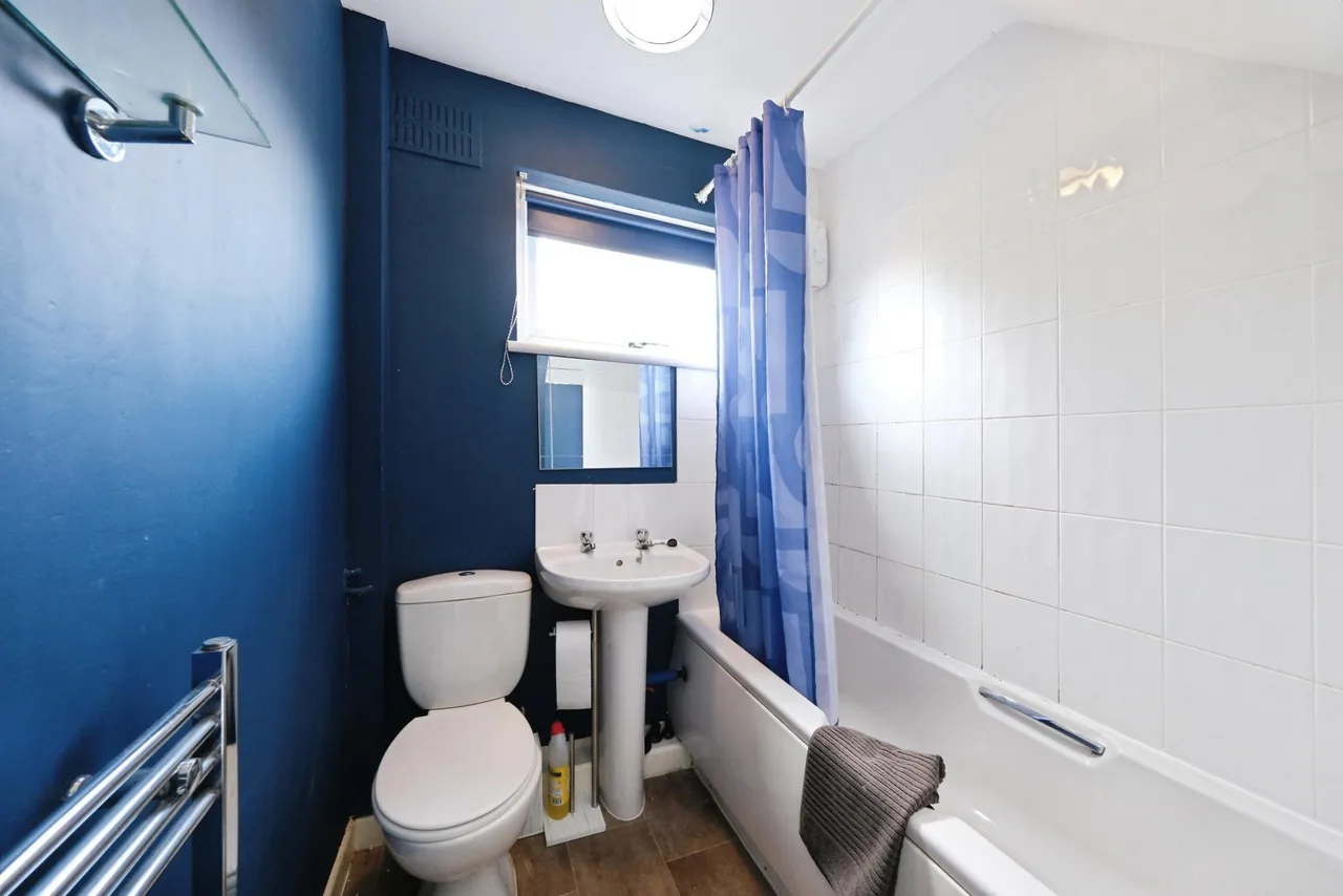 Nelper Crescent, Ilkeston, DE7, photo 11