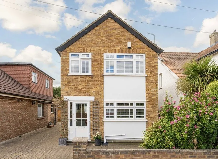 3 bed house for sale, Ethel Road, Ashford, TW15