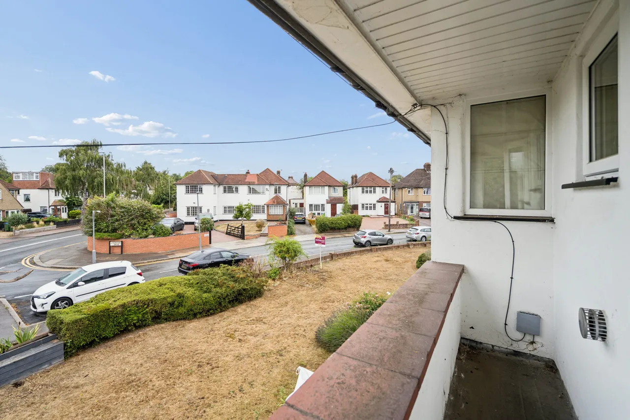 15b Fairview Drive, Watford, Watford, WD17 4ST, photo 12