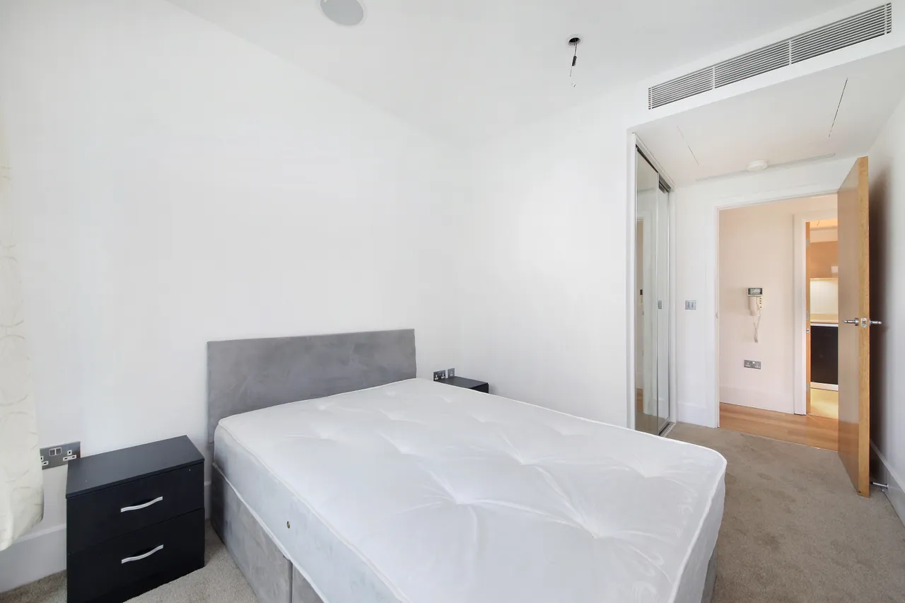 Juniper Drive, Battersea, SW18, photo 15