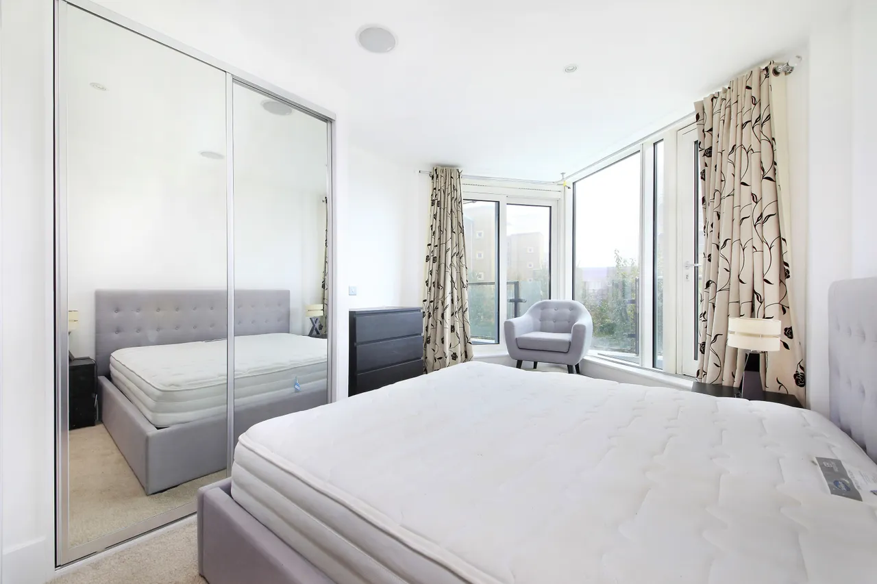 Juniper Drive, Battersea, SW18, photo 14