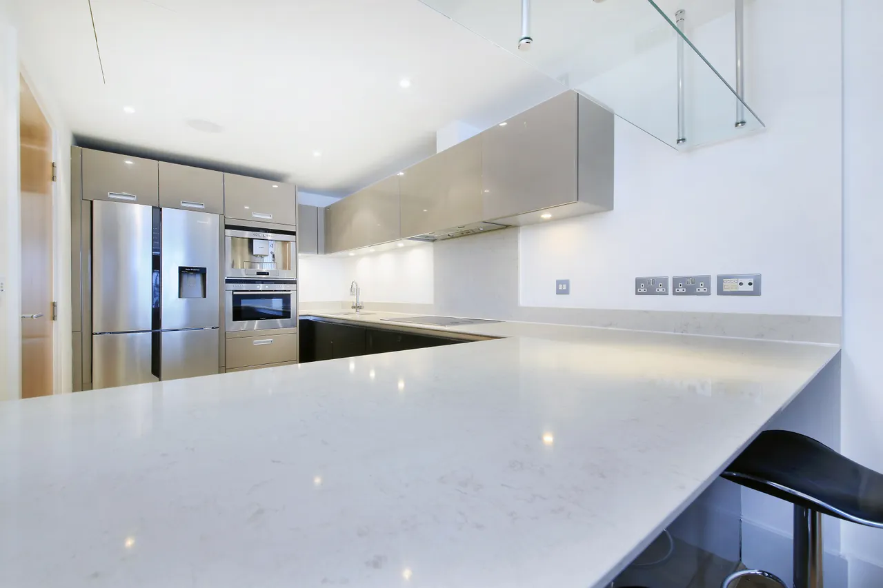 Juniper Drive, Battersea, SW18, photo 11