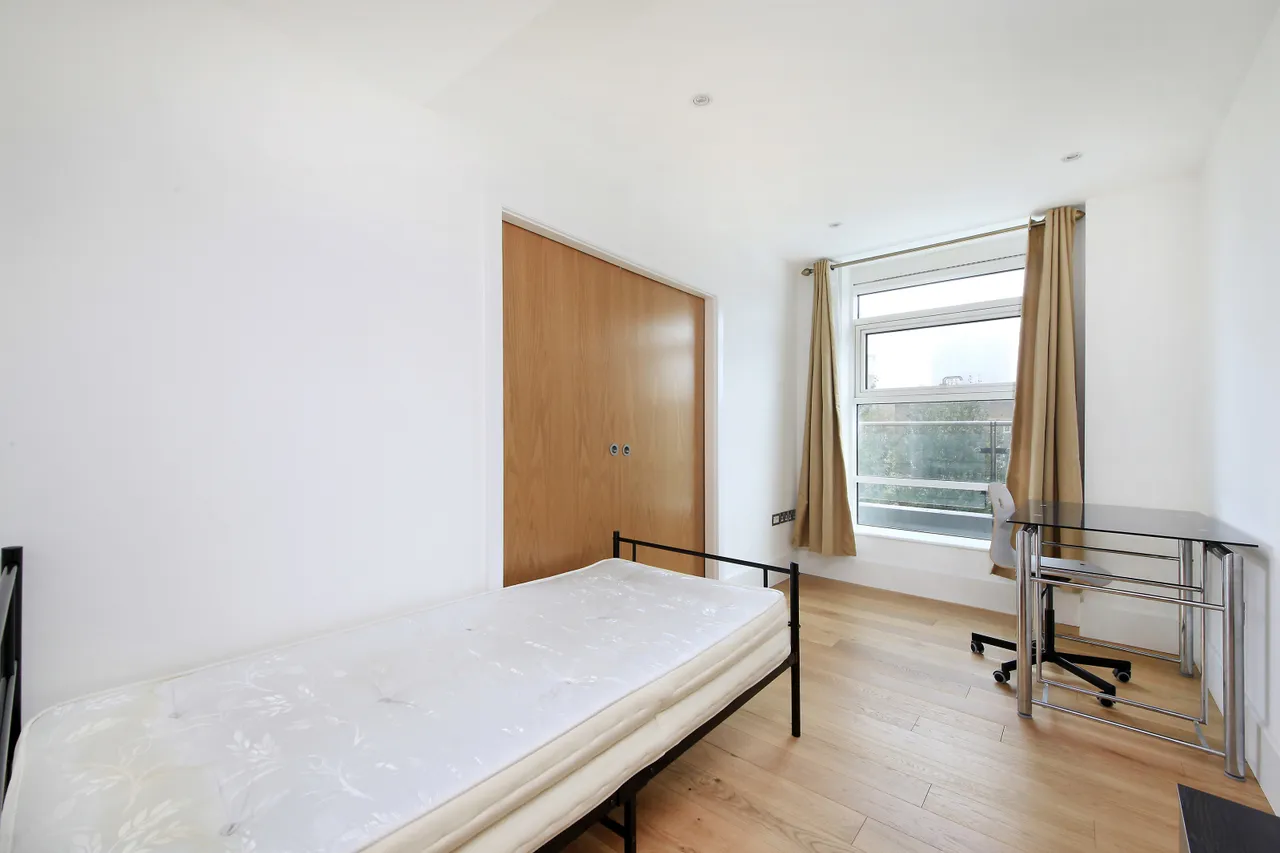 Juniper Drive, Battersea, SW18, photo 16