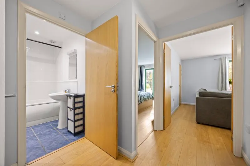William Perkins Court 1089 Greenford Road, Greenford, photo 9