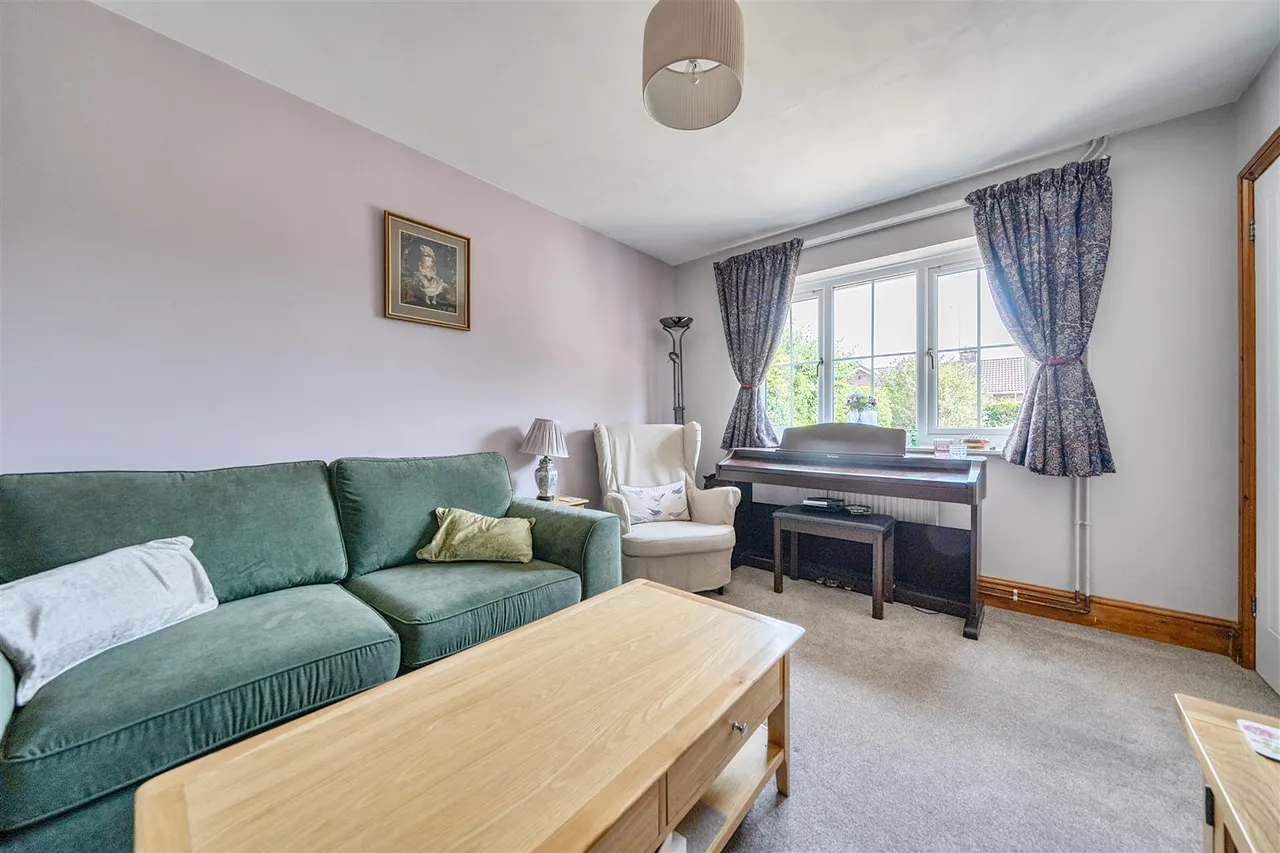 Raffin Lane, Pewsey, SN9, photo 11