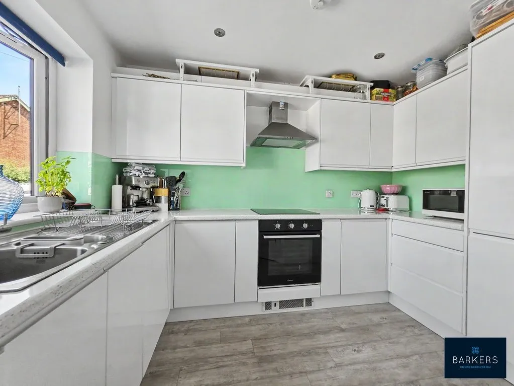 Bottoms Lane Birkenshaw, Bradford BD11 2NN, photo 4