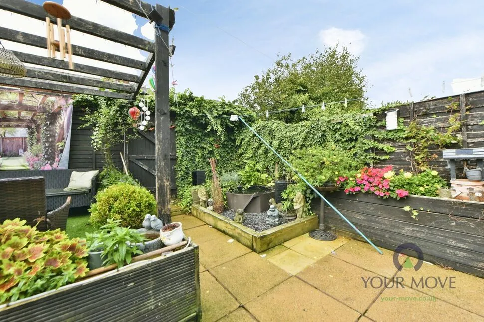 Esther Street, Oldham, OL4, photo 15