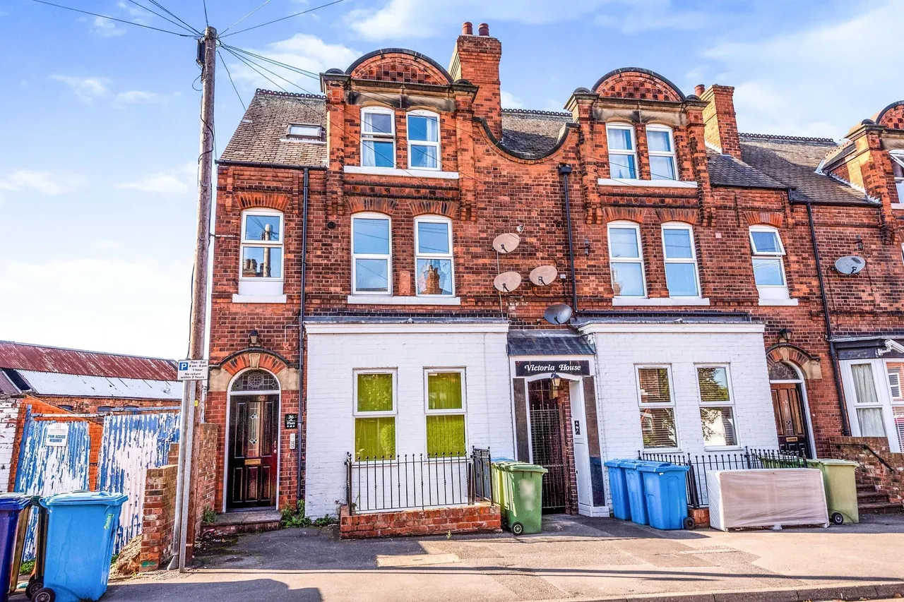 3 bed flat to rent, Victoria Road, DN22