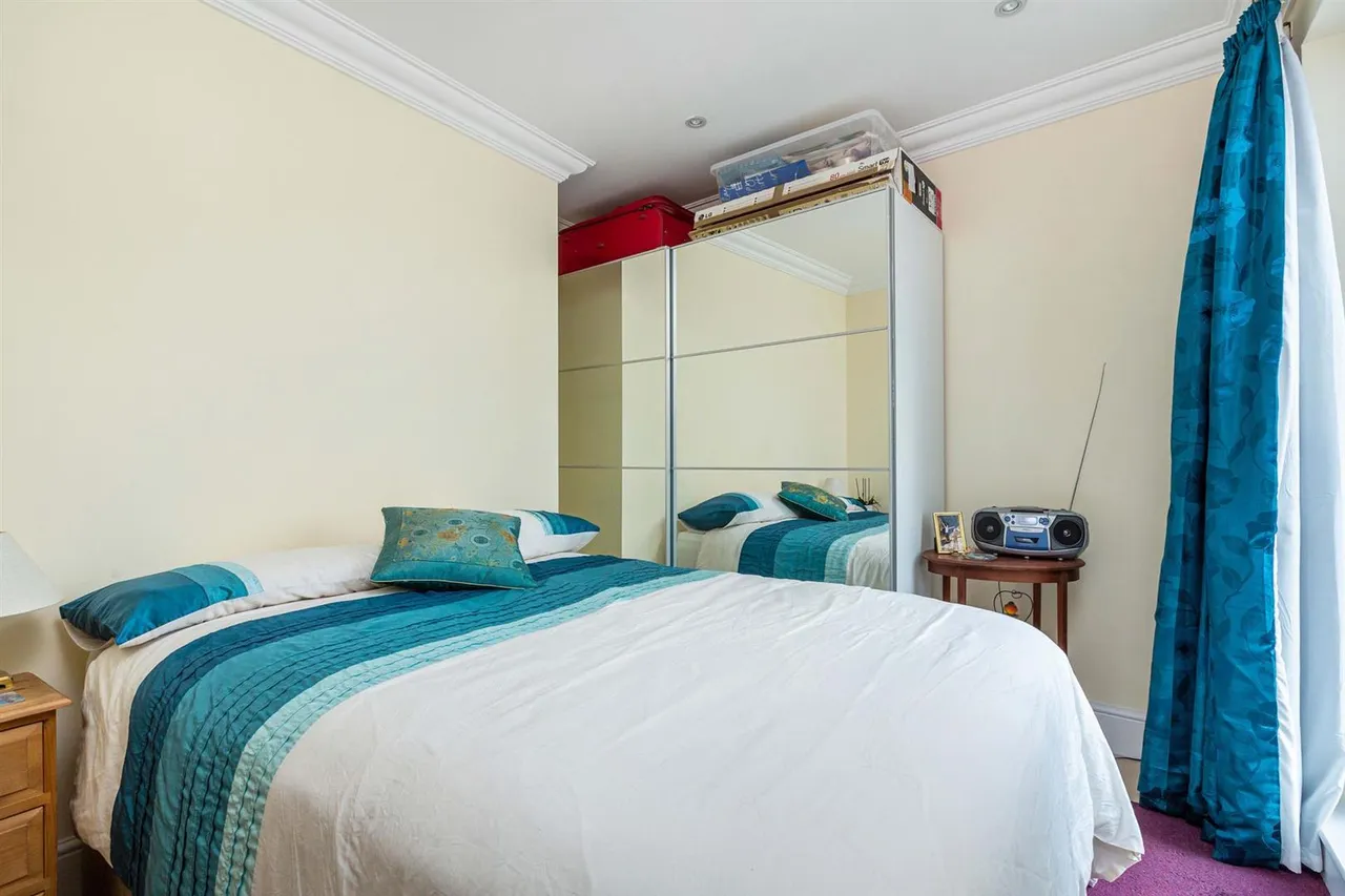 Upper Richmond Road West, East Sheen, SW14, photo 5