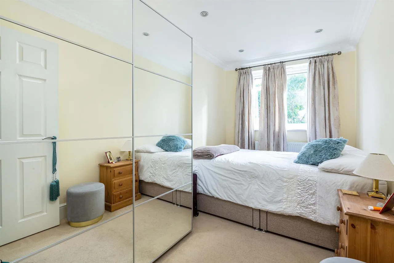 Upper Richmond Road West, East Sheen, SW14, photo 4