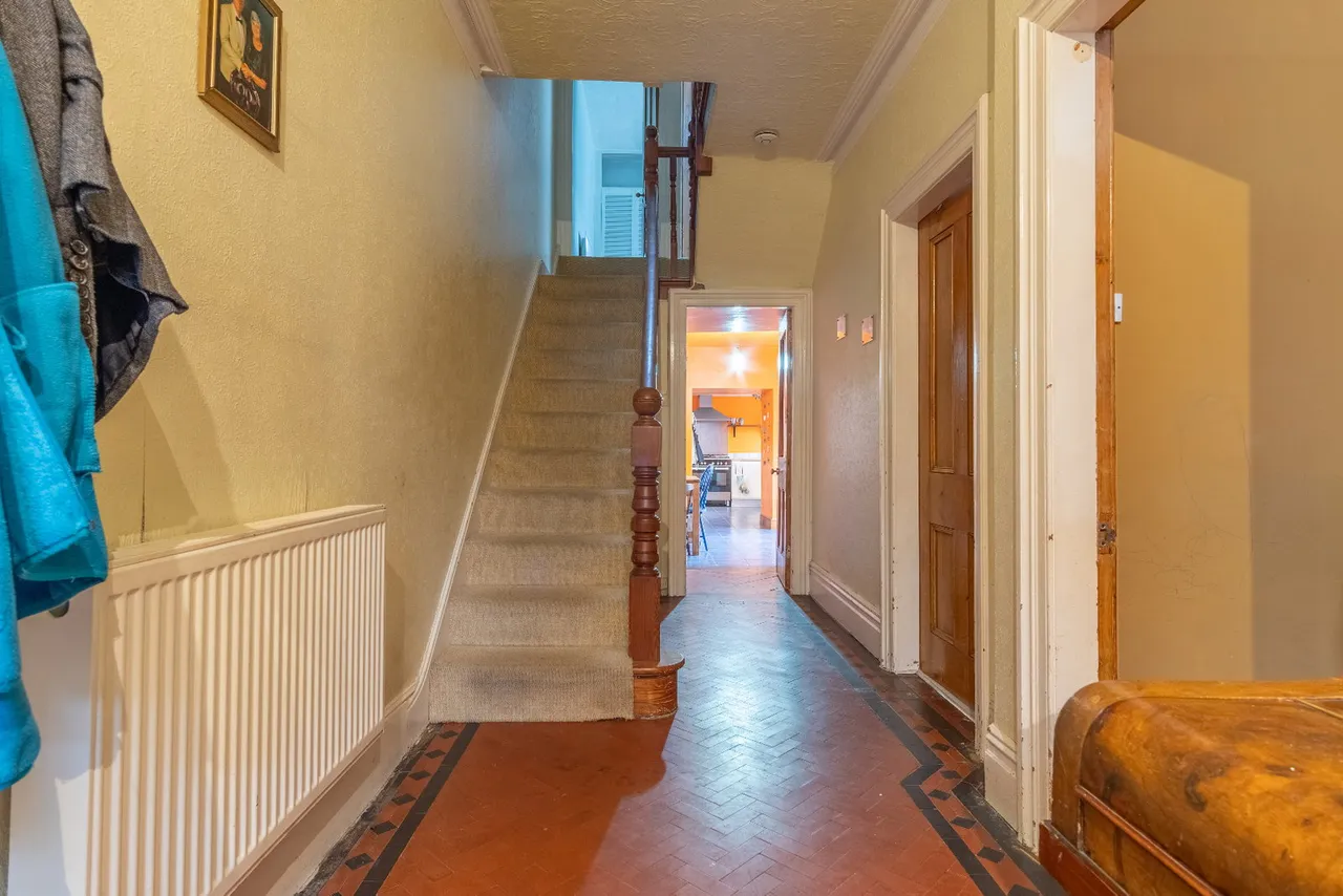 Park Crescent, Llanfairfechan, LL33, photo 7