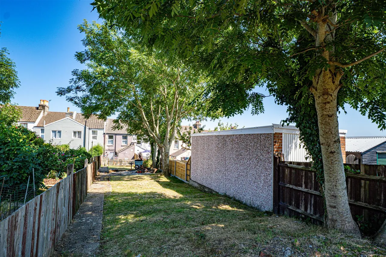 Athelstan Road, Hastings, photo 7