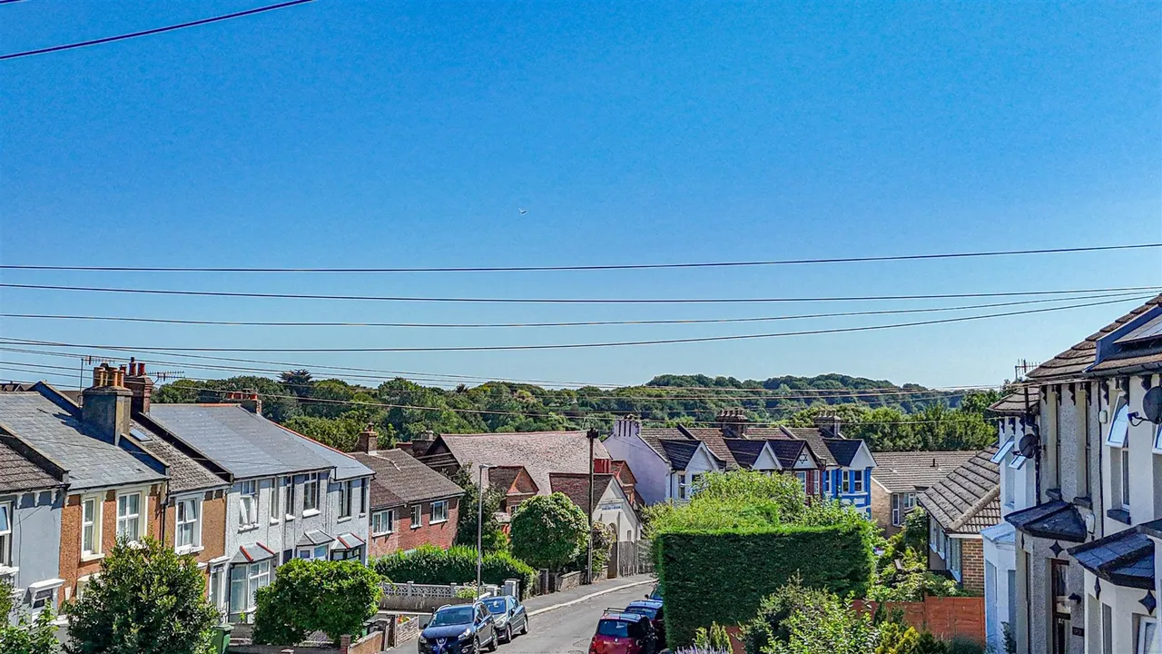 Athelstan Road, Hastings, photo 14