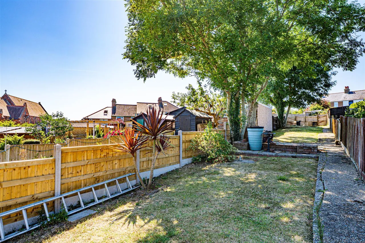 Athelstan Road, Hastings, photo 11