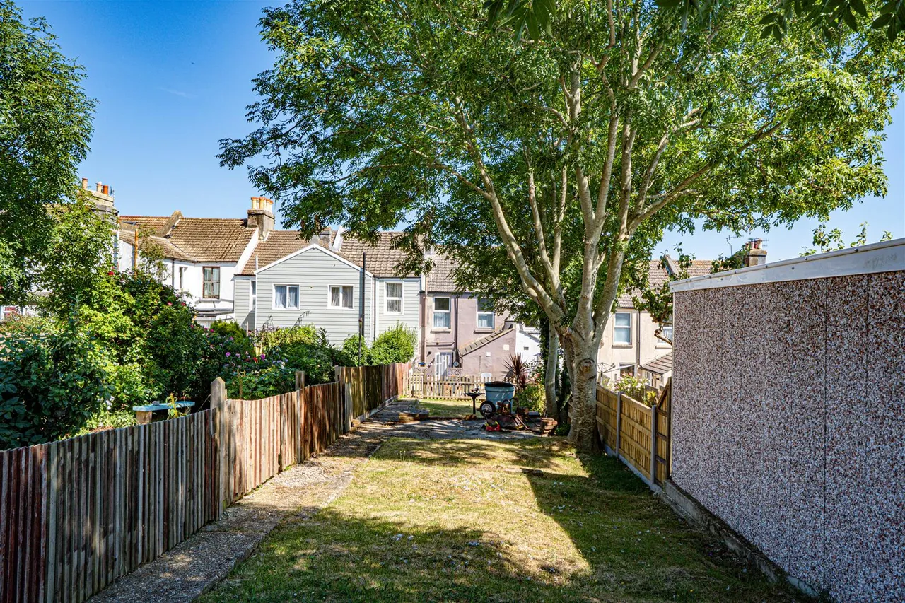 Athelstan Road, Hastings, photo 24