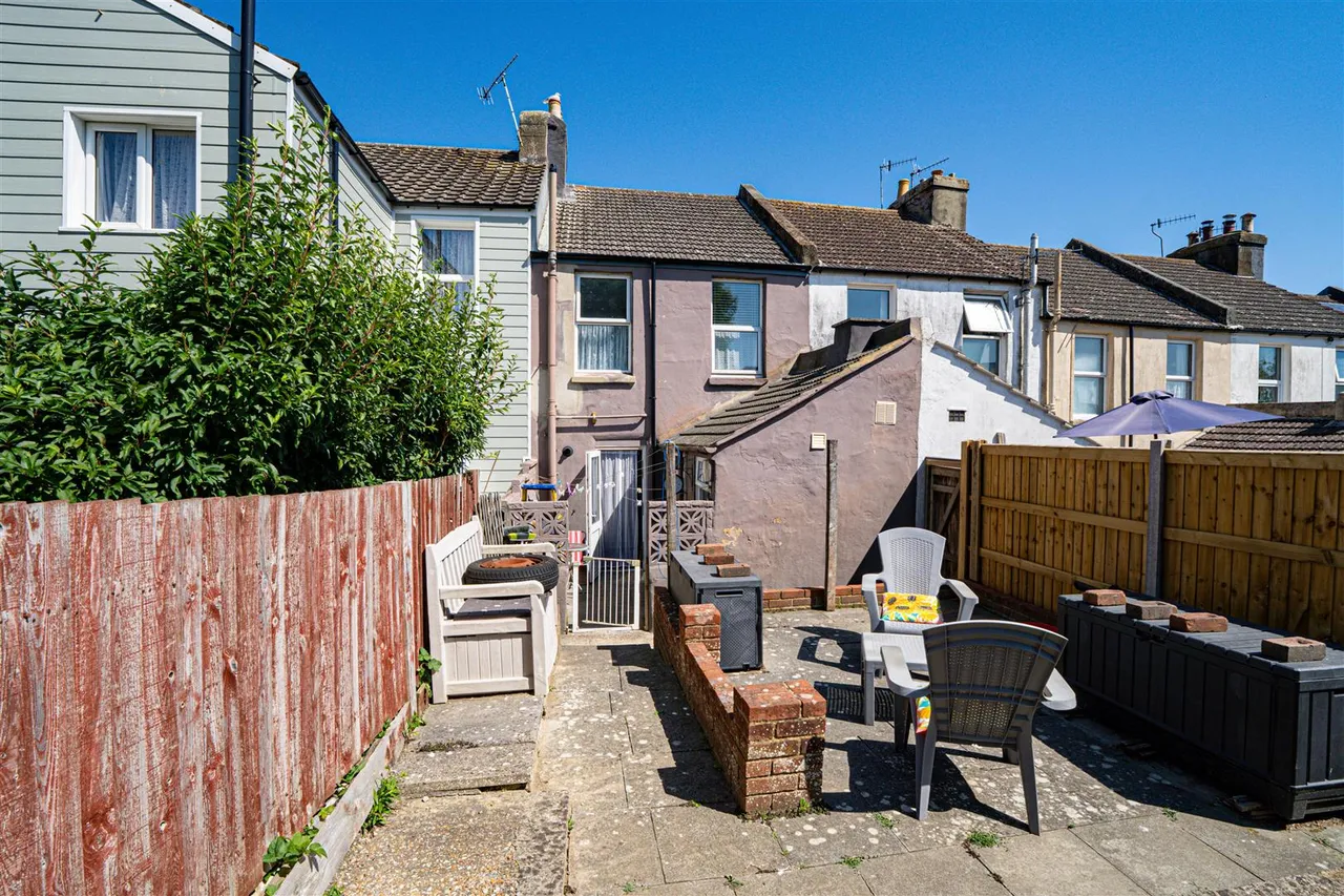 Athelstan Road, Hastings, photo 12