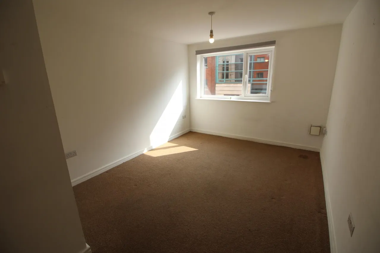Union Street, Oldham, OL1, photo 3
