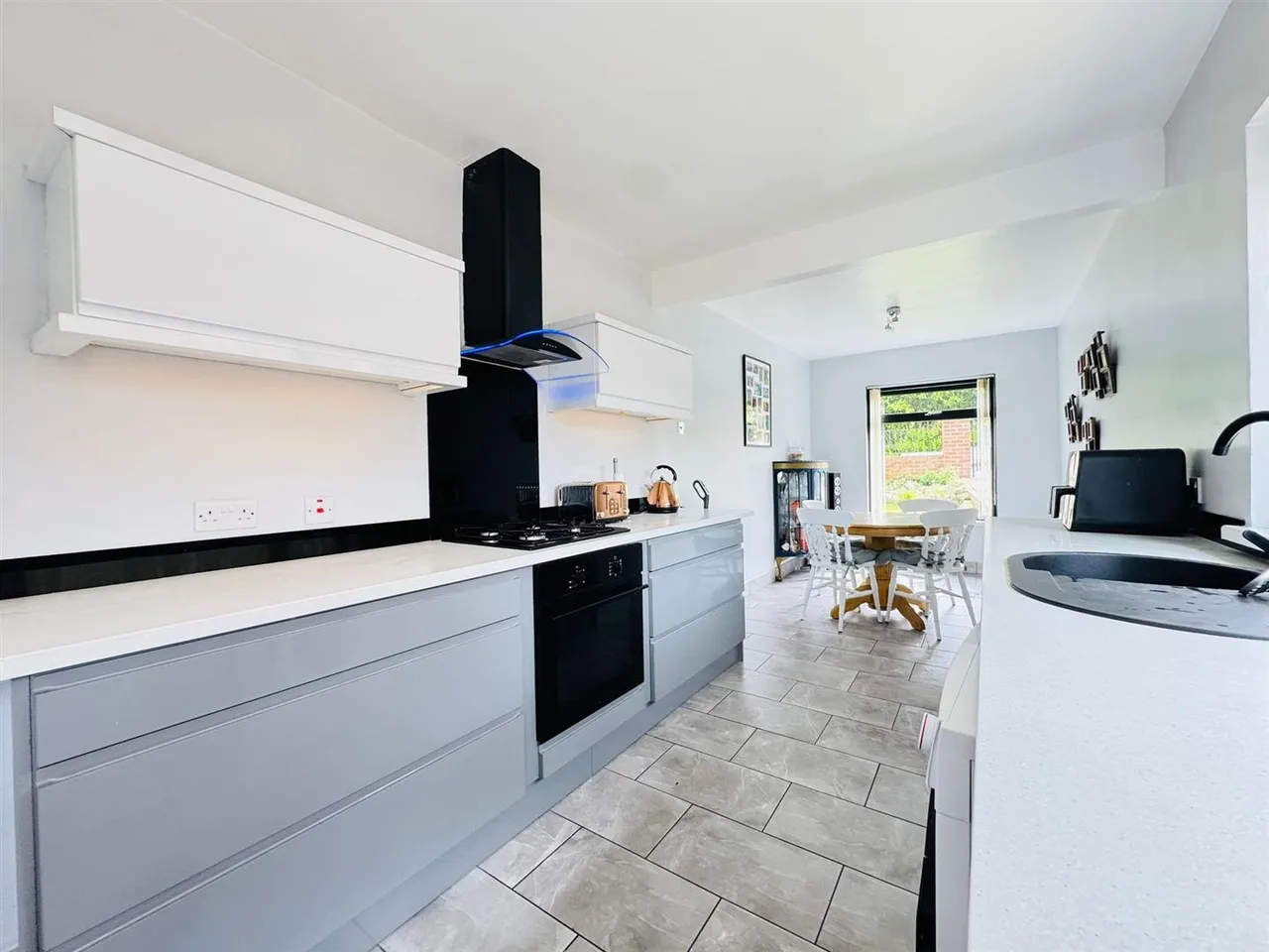 Ravelston Crescent, Carnmoney, BT36, photo 4