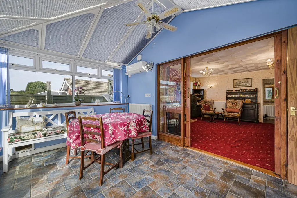 Shuttlemead, Bexley, DA5, photo 8