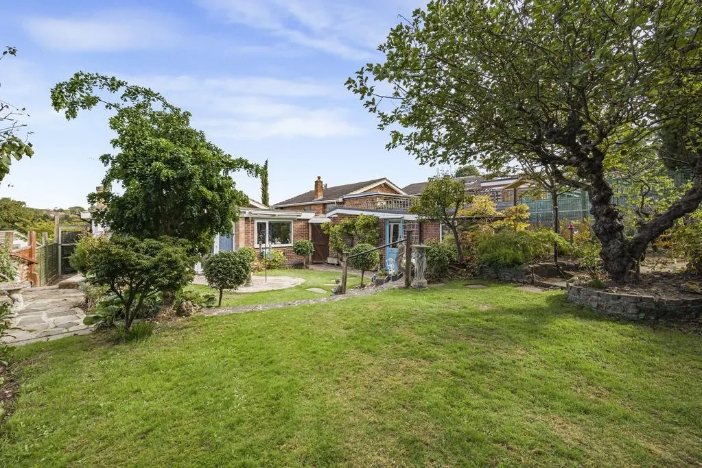 Shuttlemead, Bexley, DA5, photo 20