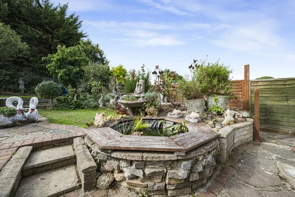 Shuttlemead, Bexley, DA5, photo 23