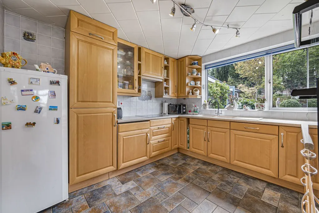 Shuttlemead, Bexley, DA5, photo 2