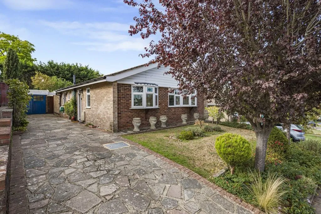 Shuttlemead, Bexley, DA5, photo 18
