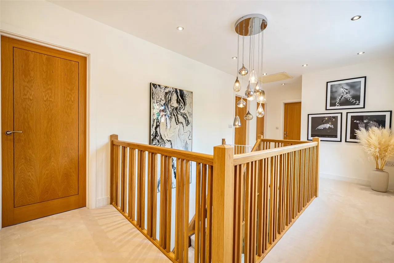Upper Chobham Road, Camberley, Surrey, GU15 1EH, photo 17