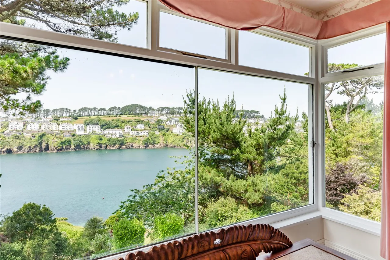 Polruan by Fowey, Cornwall, photo 15