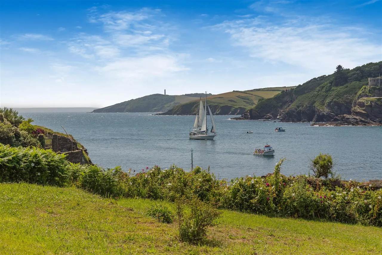 Polruan by Fowey, Cornwall, photo 7