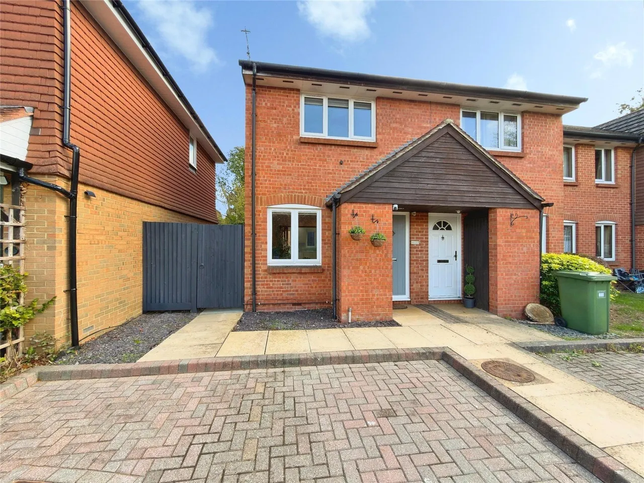 Portia Grove, Warfield, RG42, photo 13