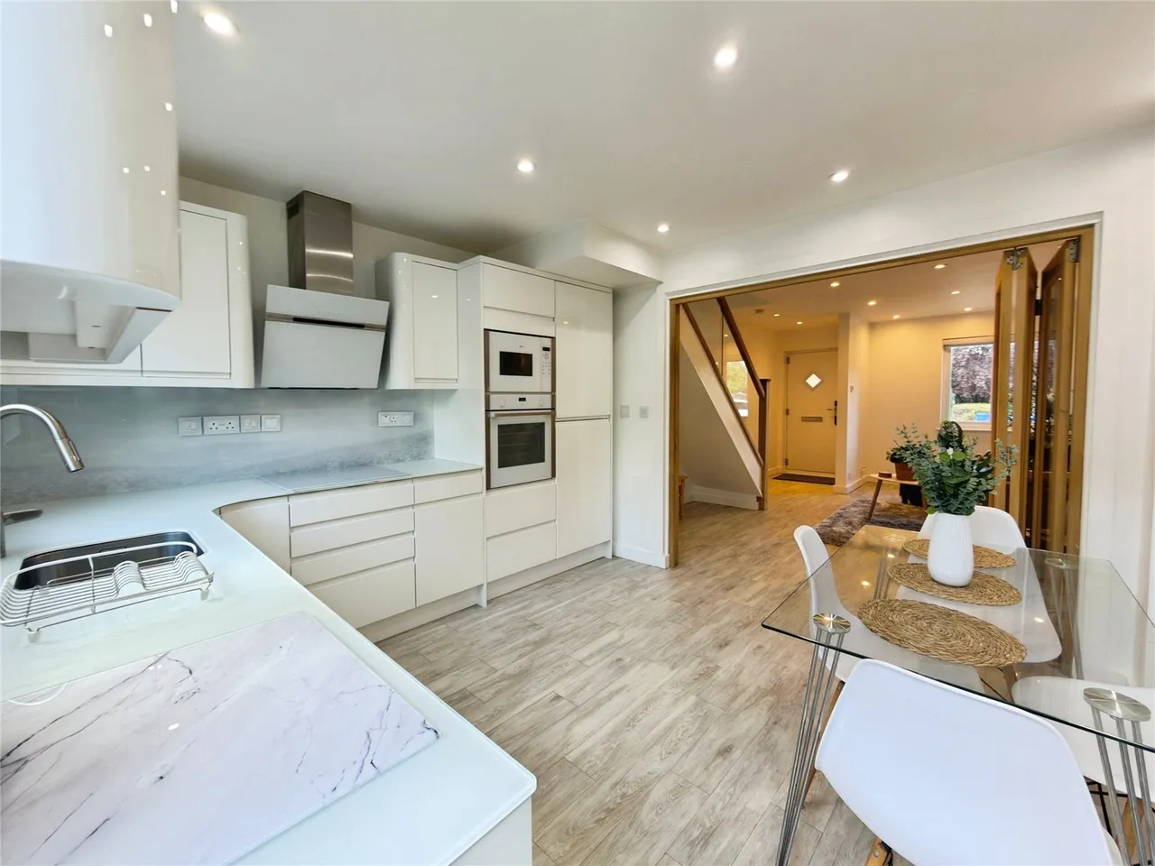Portia Grove, Warfield, RG42, photo 2