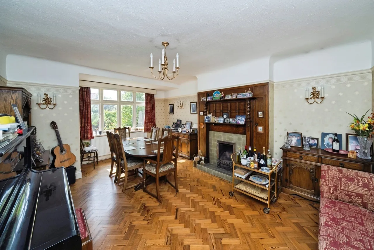 Meols Parade, Wirral, CH47, photo 3