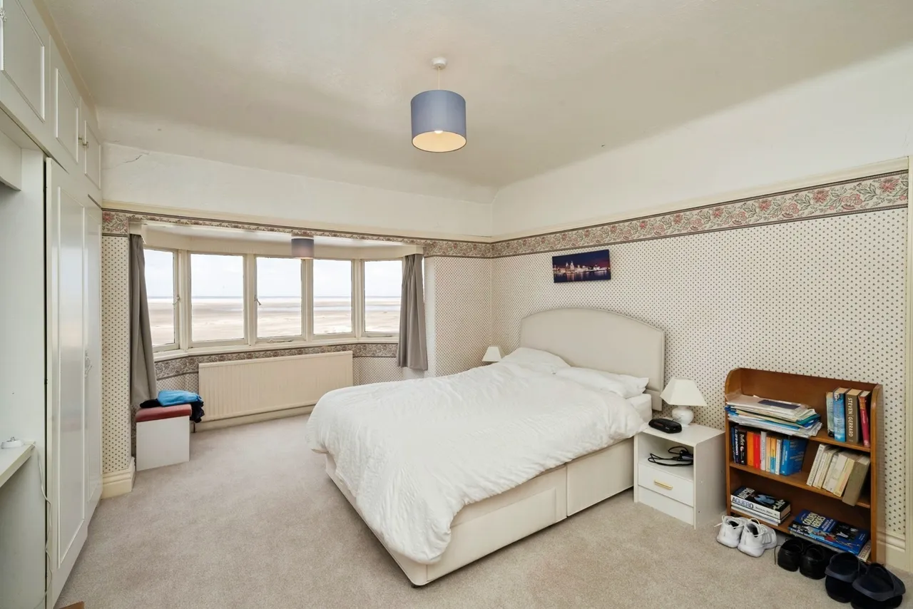 Meols Parade, Wirral, CH47, photo 7