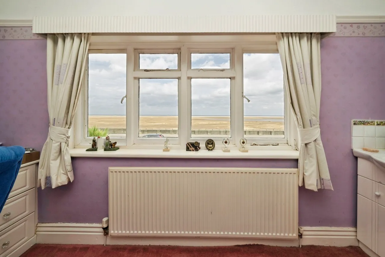 Meols Parade, Wirral, CH47, photo 22