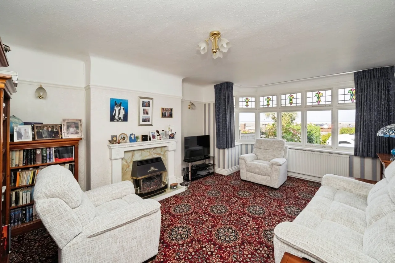 Meols Parade, Wirral, CH47, photo 6