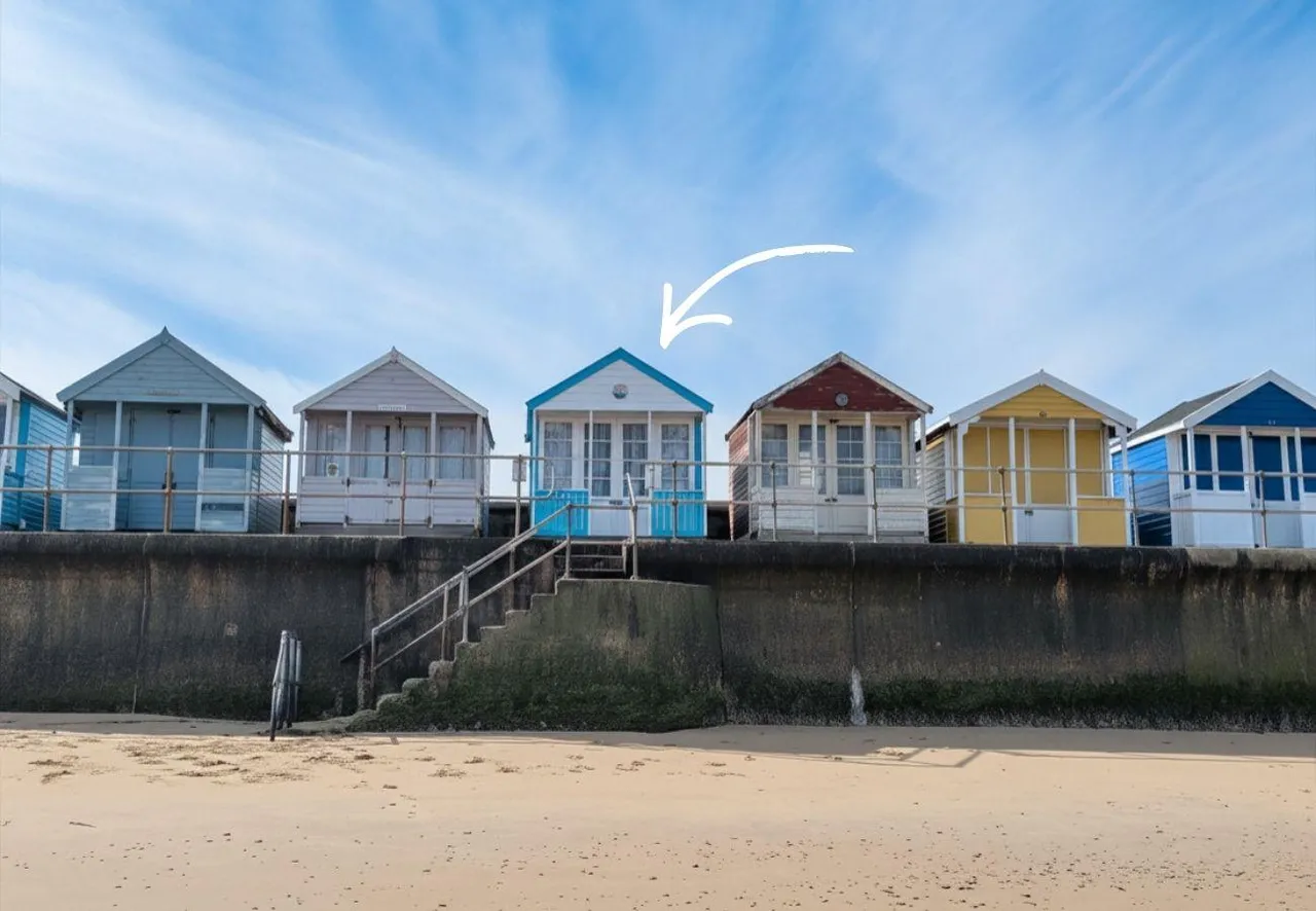 beach hut for sale, North Road, Southwold, IP18