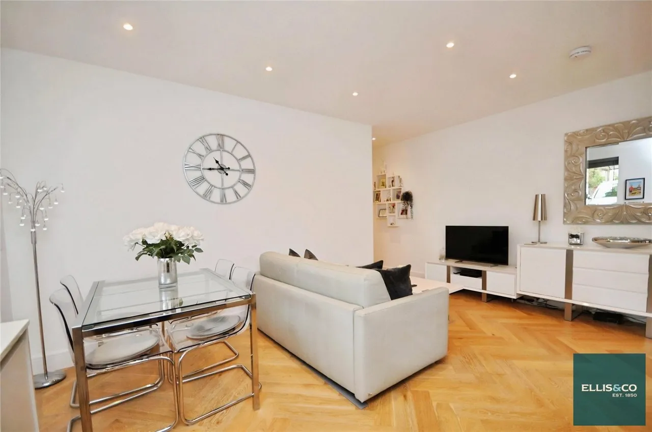 Woodside Lane, Woodside Park, N12, photo 8