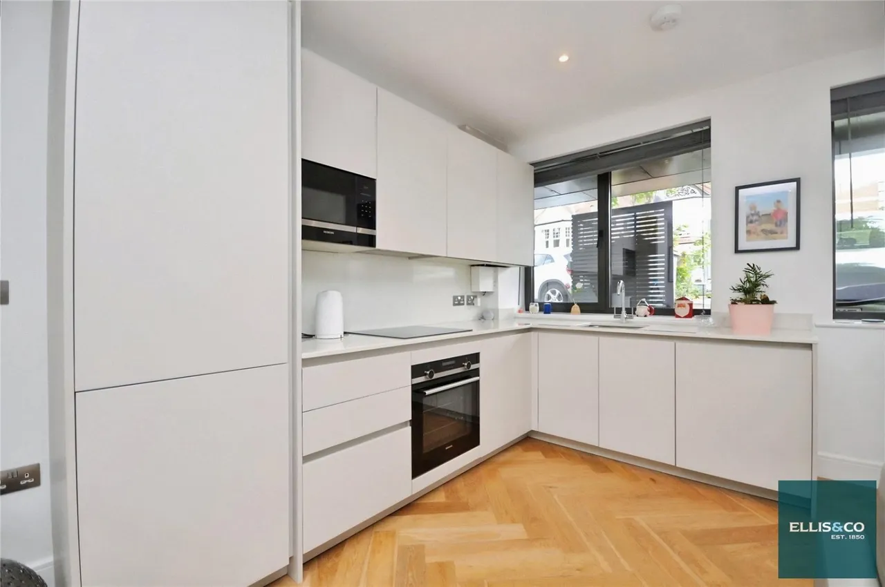 Woodside Lane, Woodside Park, N12, photo 4