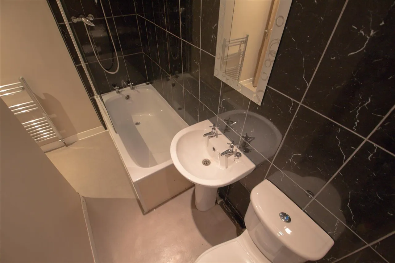 Welton Place, Hyde Park, LS6, photo 9