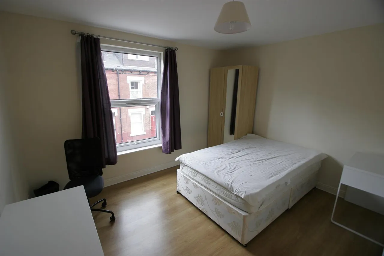 Welton Place, Hyde Park, LS6, photo 7