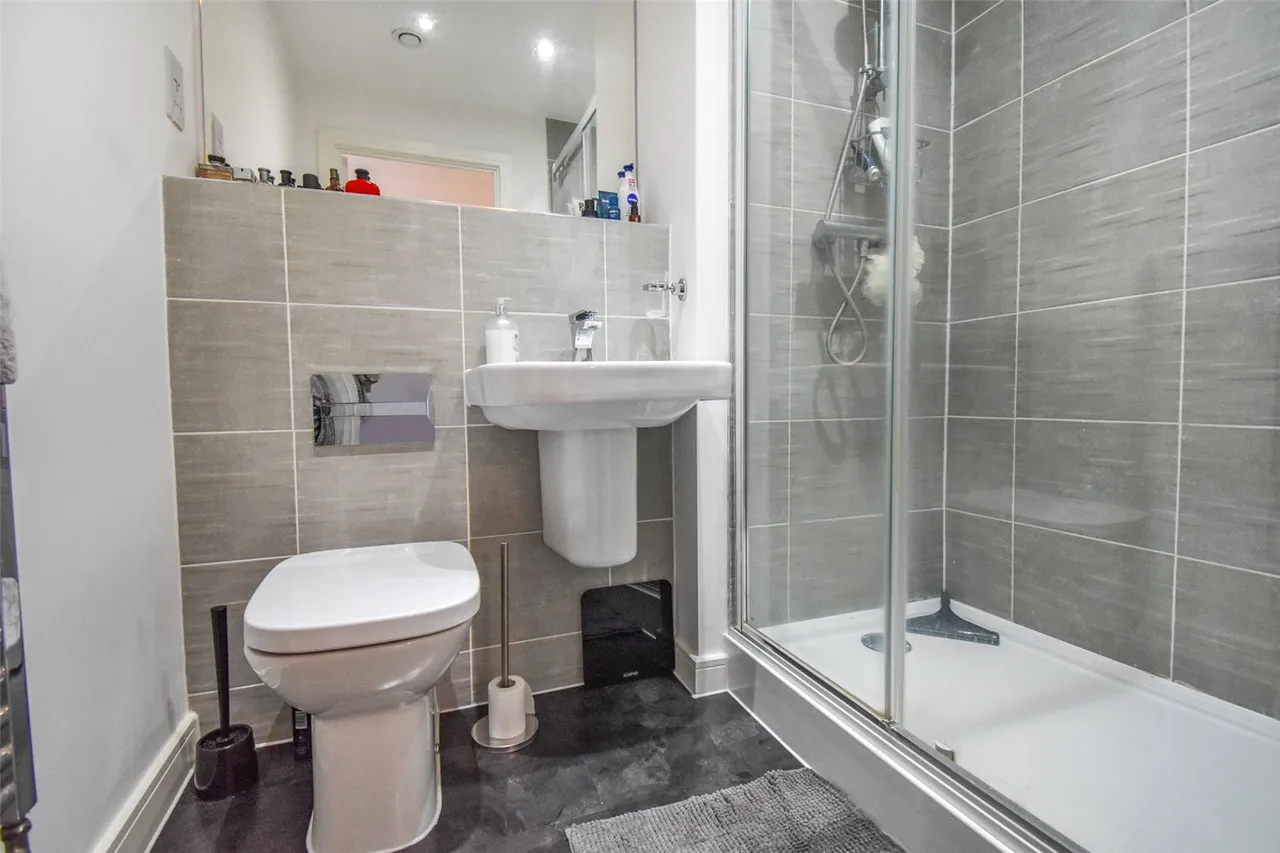 Montgomery Avenue, Wellesley, Aldershot, Hampshire, GU11 4AY, photo 6