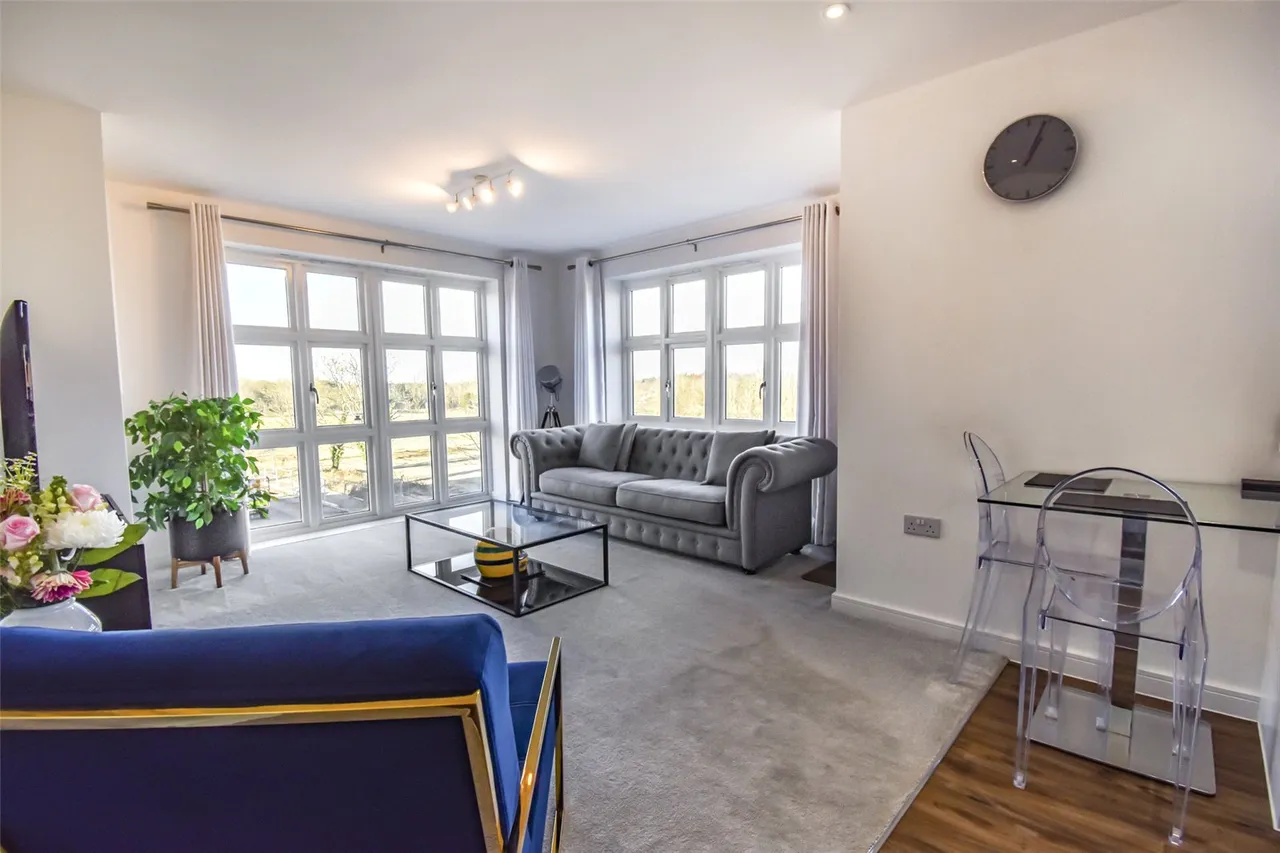 Montgomery Avenue, Wellesley, Aldershot, Hampshire, GU11 4AY, photo 10