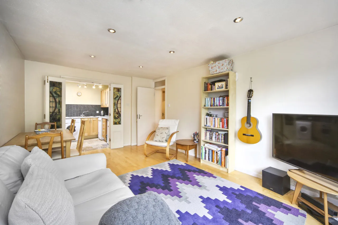 Flat 13 Grangewood, 48-50 Upper Richmond Road, London, photo 5