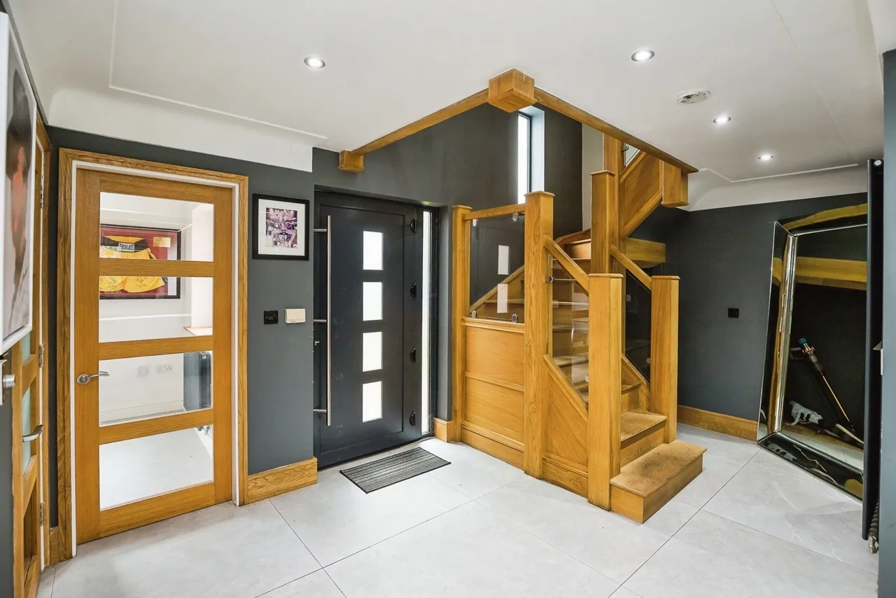 Bertram Close, Wirral, CH47, photo 2
