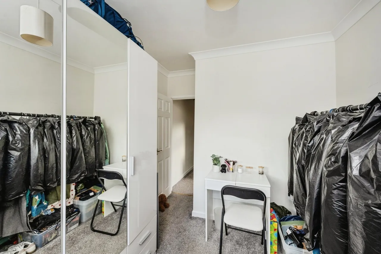 Stepney Street, Cwmbwrla, SA5, photo 14