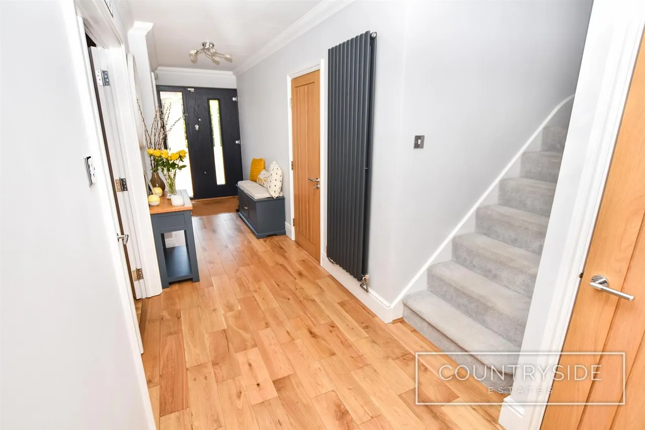 High Road, Benfleet, photo 10