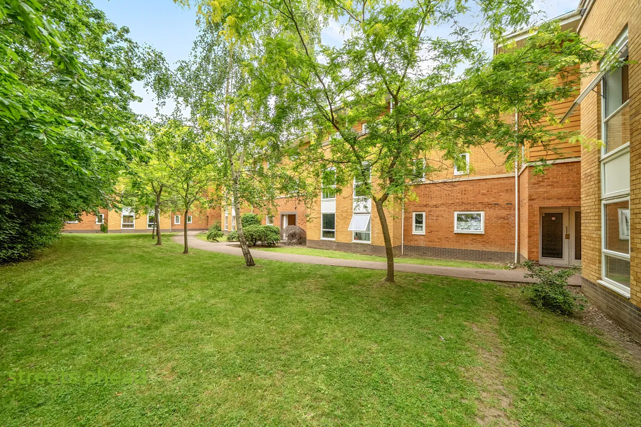 Manning Gardens, Croydon, CR0, photo 10